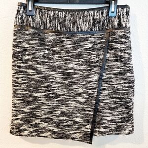 White House Black Market Skirt